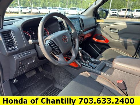 Used 2022 Nissan Frontier PRO-4X w/ Technology Package AWD/4WD image 19