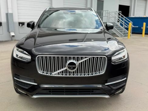 Used 2017 Volvo XC90 T6 Inscription w/ Vision Package AWD/4WD image 3