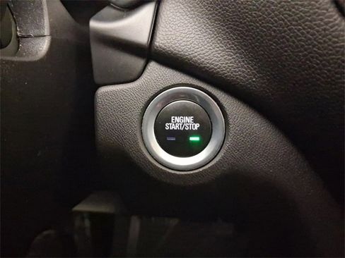 Used 2019 Chevrolet Equinox LT image 24