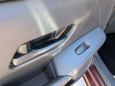 Used 2025 Nissan Sentra SV FWD image 26