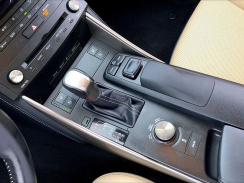 Used 2015 Lexus IS 350 w/ Navigation System Package RWD image 16