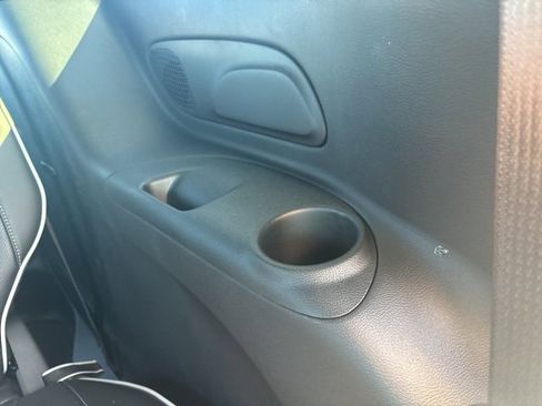 New 2026 Chrysler Pacifica Limited w/ S Appearance Package image 16