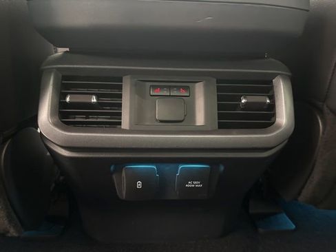 Used 2023 Ford F150 Lariat w/ Equipment Group 502A High image 28