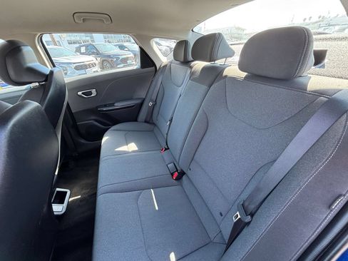Used 2025 Kia K4 FWD image 27