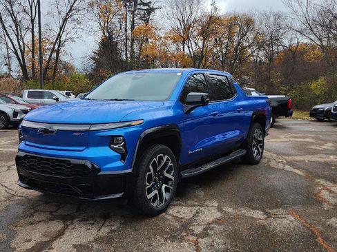 New 2025 Chevrolet Silverado EV RST image 1