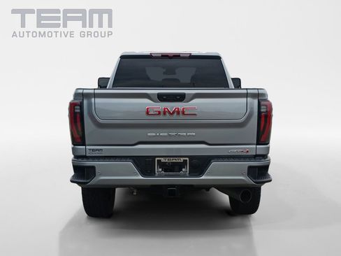 Used 2025 GMC Sierra 2500 AT4 AWD/4WD image 6