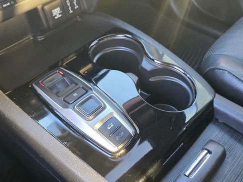 Used 2017 Honda Pilot Elite image 22