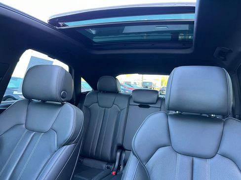 Used 2021 Audi Q5 2.0T Premium Plus w/ Premium Plus Package image 33