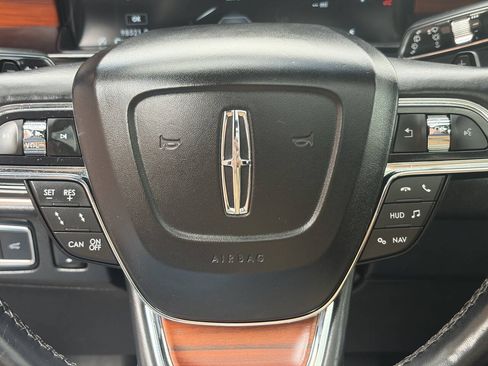 Used 2019 Lincoln Navigator Reserve w/ Cargo Package AWD/4WD image 34