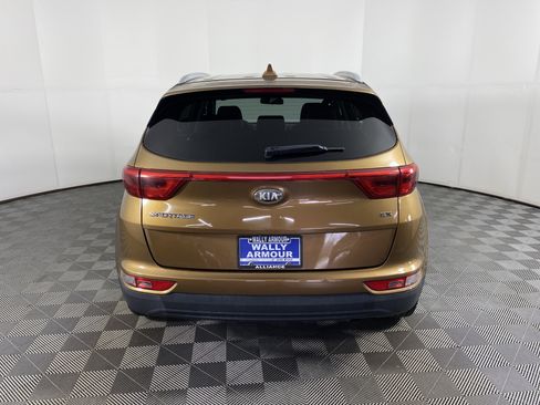 Used 2017 Kia Sportage EX image 7