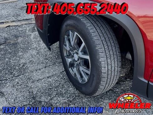 Used 2023 GMC Acadia SLE w/ Driver Convenience Package image 27