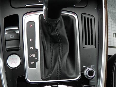 Used 2016 Audi Q5 2.0T Premium Plus w/ Technology Package image 19