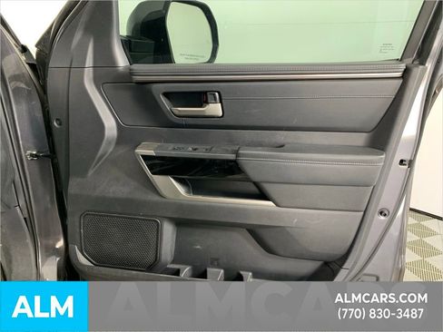 Used 2022 Toyota Tundra Limited image 32