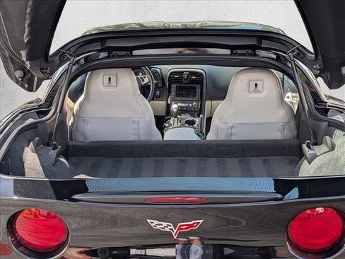 Used 2008 Chevrolet Corvette Coupe w/ Preferred Equipment Group RWD image 11