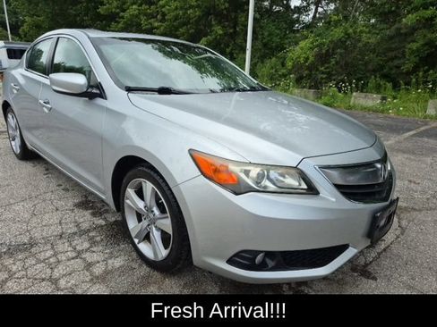 Used 2013 Acura ILX w/ Premium Package FWD image 9