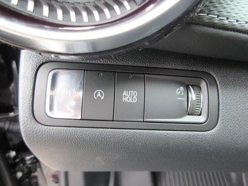 New 2026 Chevrolet Equinox LT w/ Safety and Technology Package FWD image 21