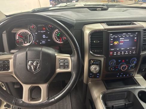 Used 2018 RAM 1500 Laramie w/ Convenience Group AWD/4WD image 14