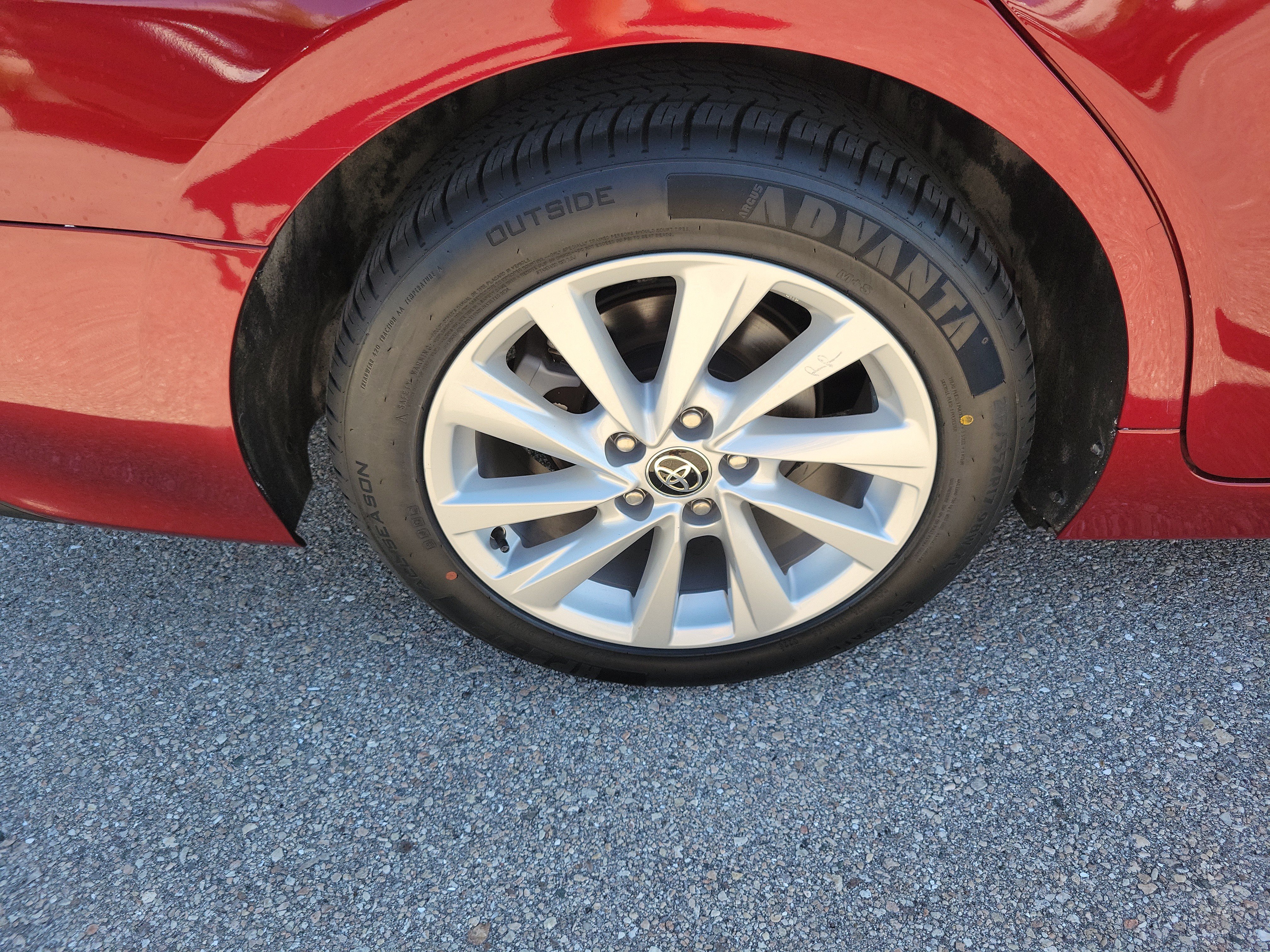 Used 2021 Toyota Camry LE FWD image 10