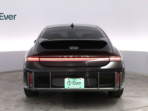 Used 2025 Hyundai Ioniq 6 SEL RWD image 15