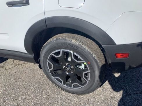 New 2026 Ford Bronco Sport Outer Banks w/ Outer Banks Tech Package+ AWD/4WD image 38