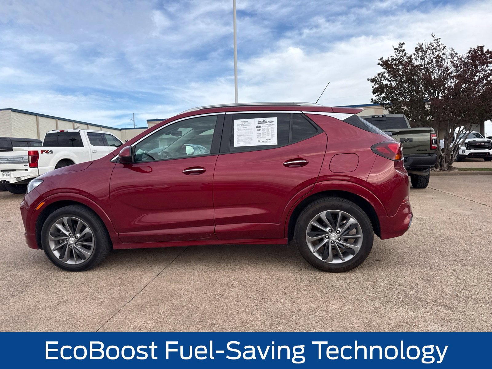 Used 2021 Buick Encore GX Select w/ Sport Touring Package FWD image 4
