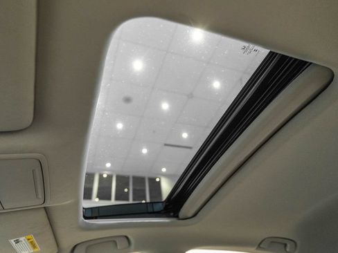 Used 2023 Honda Accord EX image 22