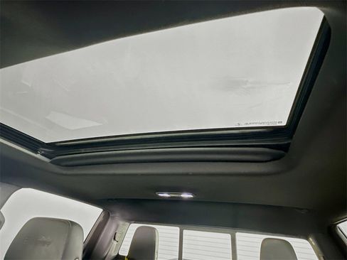 Used 2023 Chevrolet Silverado 2500 High Country w/ Z71 Off-Road Package image 20