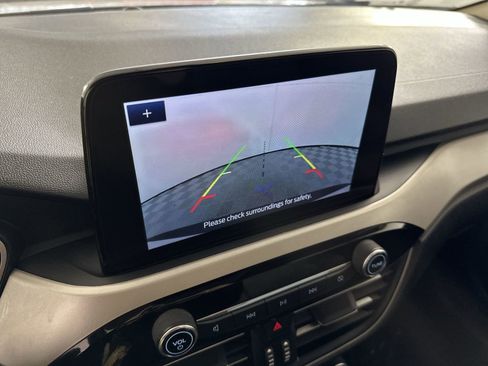 Used 2020 Ford Escape SE FWD image 17