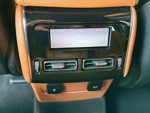 Used 2021 Lincoln Aviator Black Label w/ Dynamic Handling Package AWD/4WD image 26