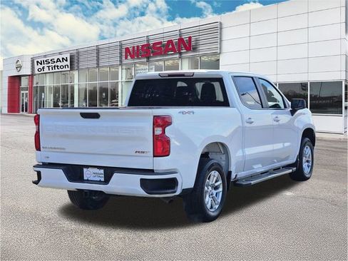 Used 2022 Chevrolet Silverado 1500 RST image 4