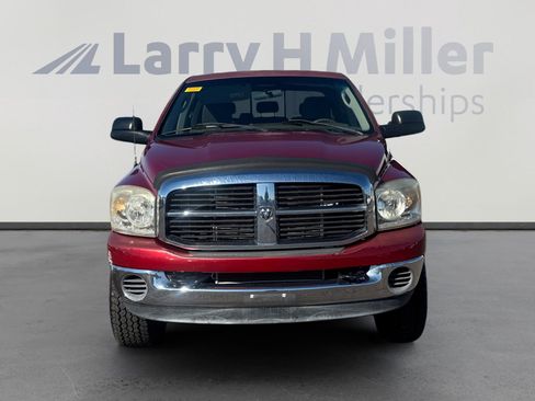 Used 2008 Dodge Ram 2500 Truck SXT image 8