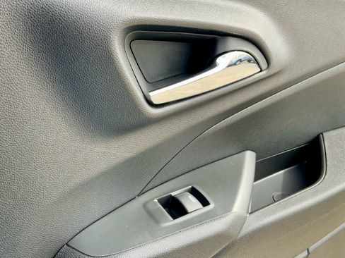 New 2026 Chevrolet Trax ACTIV w/ Sunroof Package FWD image 53