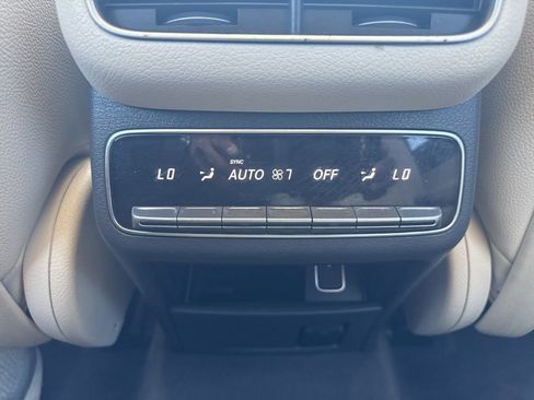 Used 2020 Mercedes-Benz GLS 450 4MATIC image 13