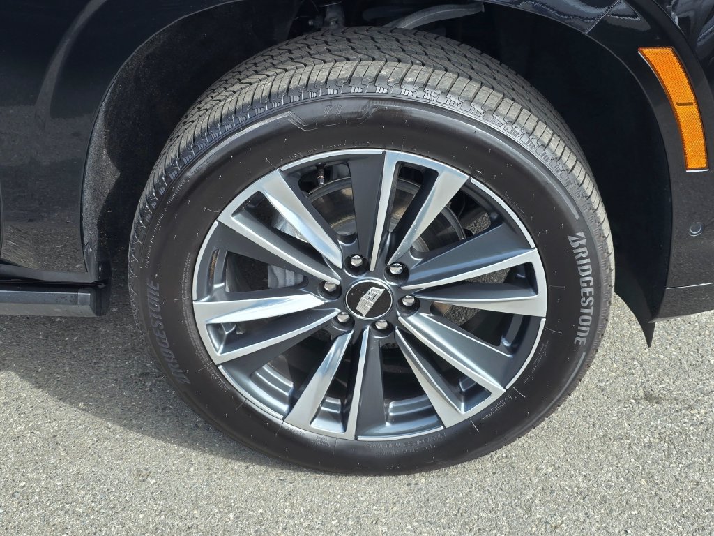 Used 2026 Cadillac Escalade ESV Sport AWD/4WD image 9