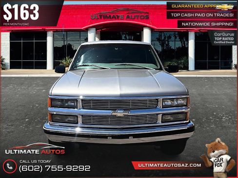 Used 1999 Chevrolet Suburban 2500 w/ Preferred Equipment Group 3 AWD/4WD image 6