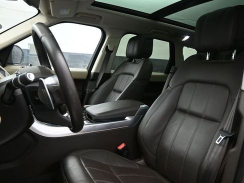 Used 2022 Land Rover Range Rover Sport HSE Dynamic image 16