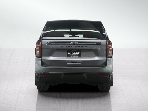 Used 2021 Chevrolet Suburban Z71 w/ Z71 Off-Road Package AWD/4WD image 4