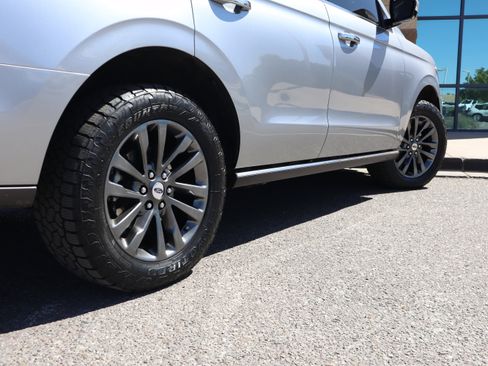 Certified 2021 Ford Expedition Limited AWD/4WD image 11