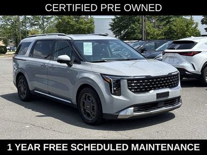Used 2025 Kia Carnival SX