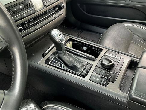 Used 2017 Genesis G80 3.8 w/ Option Group 03 image 17