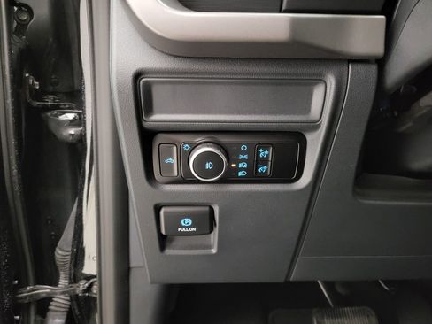 Used 2024 Ford F150 XLT w/ Mobile Office Package image 32