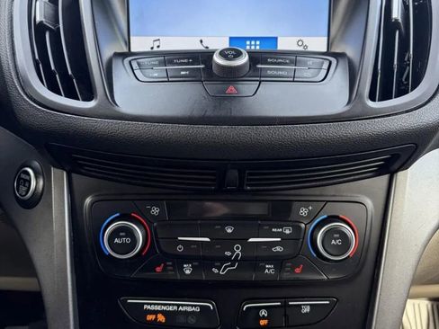 Used 2019 Ford Escape SE AWD/4WD image 21