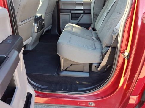 Certified 2018 Ford F250 XLT w/ XLT Premium Package image 17