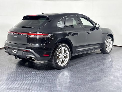 Certified 2024 Porsche Macan AWD/4WD image 6