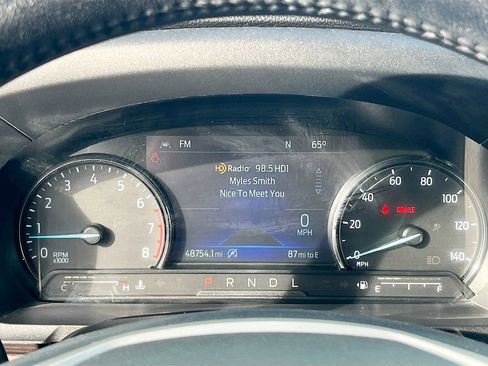 Used 2022 Ford Explorer Limited image 12