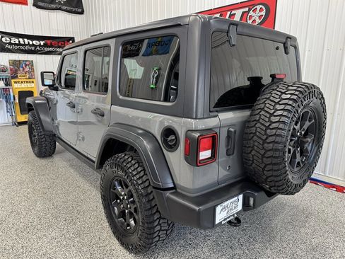 Used 2020 Jeep Wrangler Unlimited Sport AWD/4WD image 19