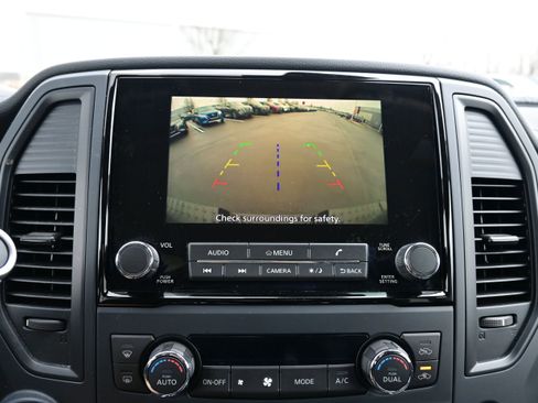 Certified 2024 Nissan Titan SV w/ SV Convenience Package image 25