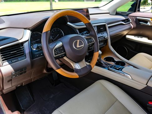 Used 2019 Lexus RX 350 FWD w/ Navigation Package image 3