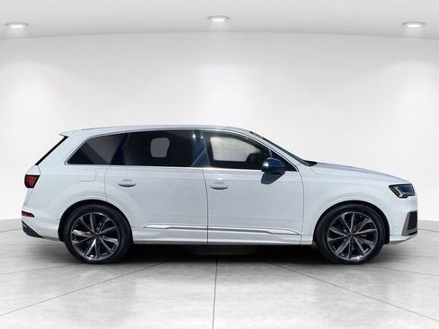 Used 2023 Audi SQ7 Premium Plus AWD/4WD image 2