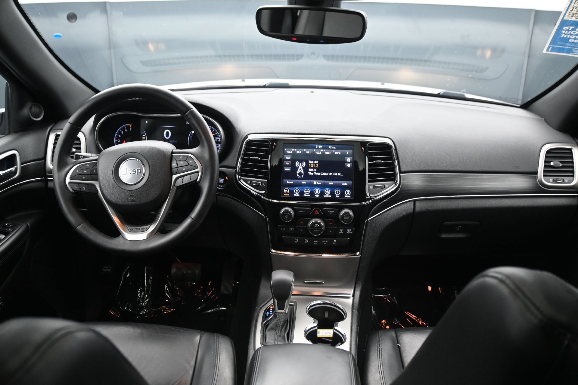 Used 2019 Jeep Grand Cherokee Limited w/ Trailer Tow Group IV AWD/4WD image 15